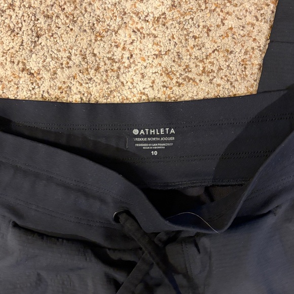 Athleta Black Stretch Zip-Pocket Jogger Pants size M - Picture 2 of 5